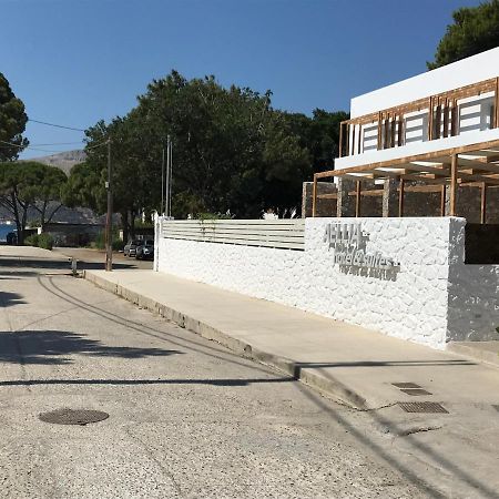 Aellia Hotel & Suites Leros Lakkion ภายนอก รูปภาพ
