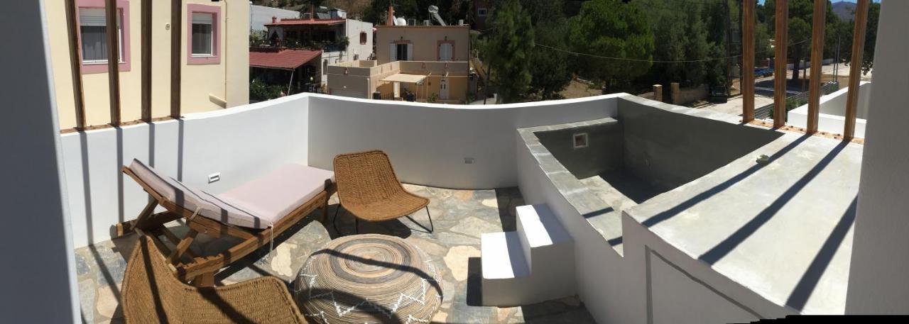 Aellia Hotel & Suites Leros Lakkion ภายนอก รูปภาพ