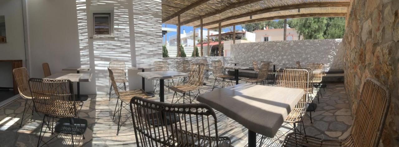Aellia Hotel & Suites Leros Lakkion ภายนอก รูปภาพ