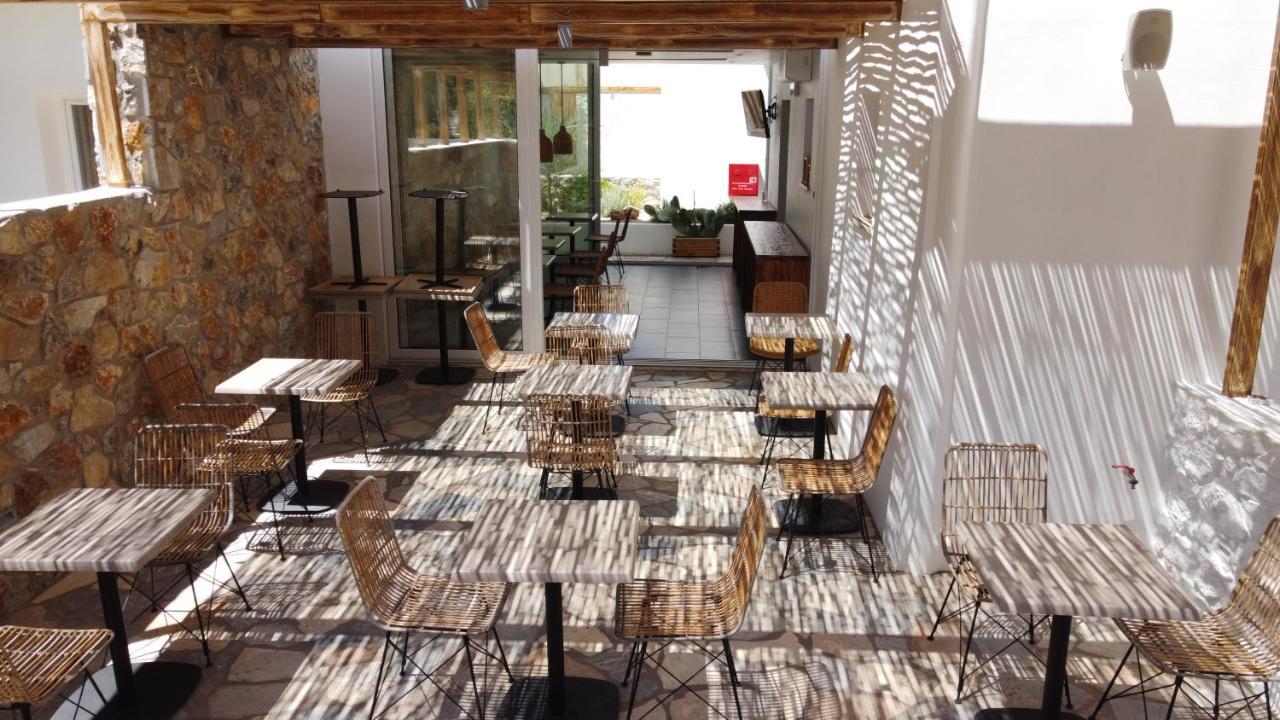 Aellia Hotel & Suites Leros Lakkion ภายนอก รูปภาพ
